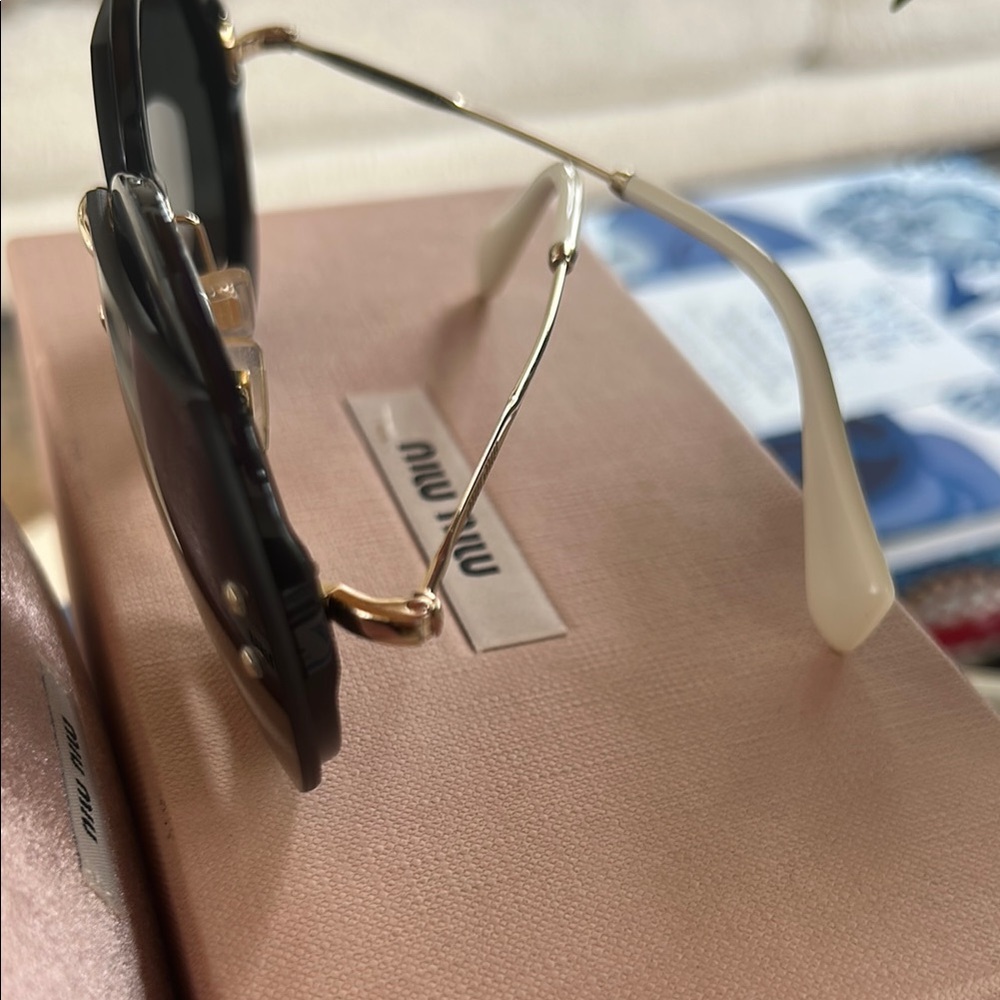 Miu Miu Black Sunglasses with Pink Case - Picture 6 of 14